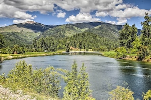 Outdoor Space | Backyard | Waterfront | Mountain Views