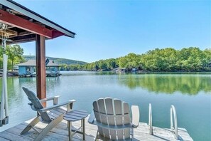 Dock