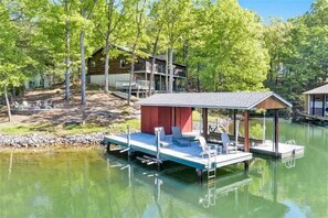 Dock