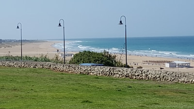 UN BALCON SOBRE EL ATLANTICO