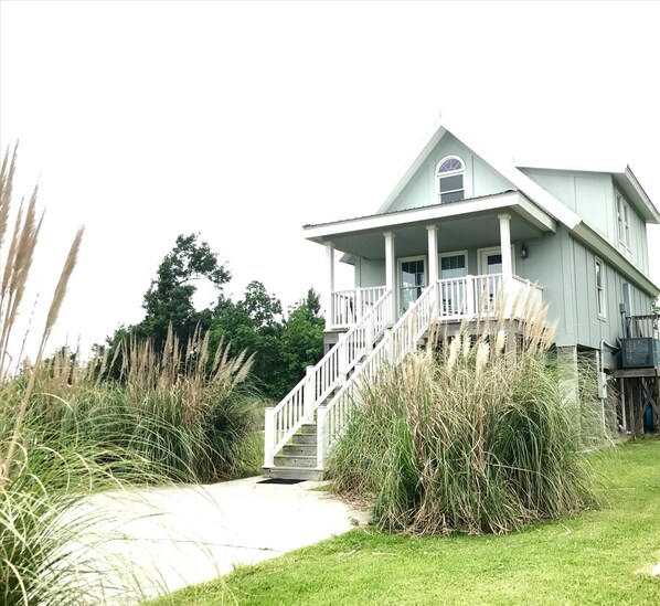 Coastal Style Cottage