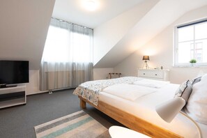 Doppelbett im Wohnbereich