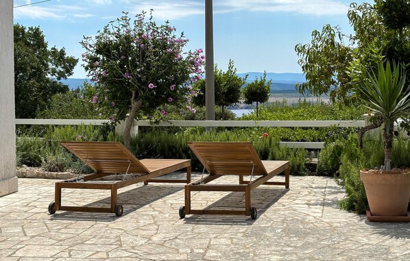 balcony-terrace