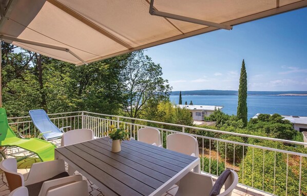 balcony-terrace