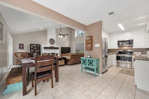 Amazing Layout with kitchen between 2 separate living areas perfect for groups