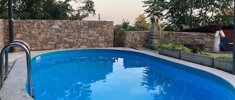 pool