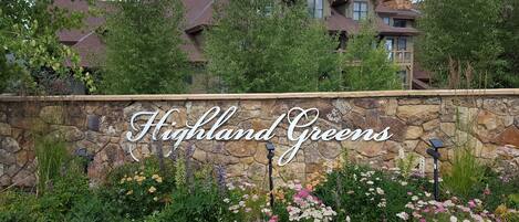 Welcome to Highland Greens  Lodge