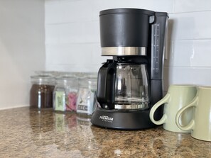 Kaffe och/eller kaffebryggare