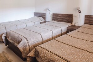 Bedroom 2 for 3 persons