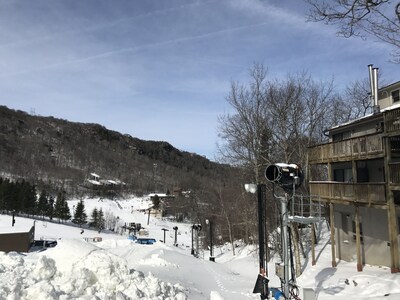   Townhome Overlooking Beech Mountain Resort