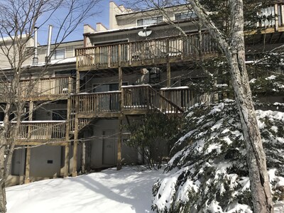   Townhome Overlooking Beech Mountain Resort