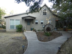 Cottage entry near parking. Electronic door lock makes for easy check-in.