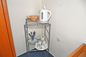 Budgetzimmer mit Dusche/WC auf dem Flur 22