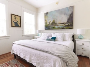 King Bedroom 1