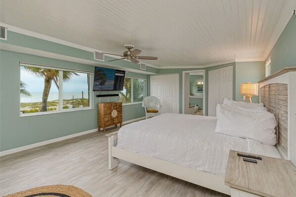 2nd Floor Master Suite

