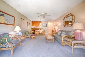 Kahana Sunset B3B living room