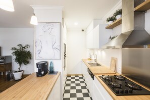 Cuisine ouverte toute équipée
