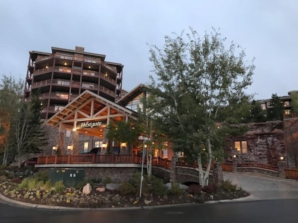 Westgate Resorts, Park City at the base of Canyons Village, walking distance to gondola and chairlifts