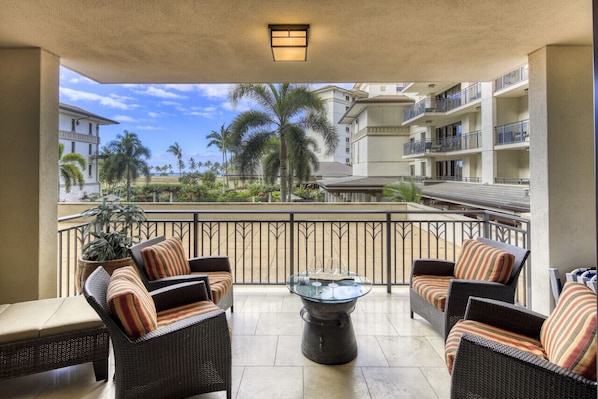 Ocean views from the lanai