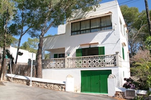 Façade