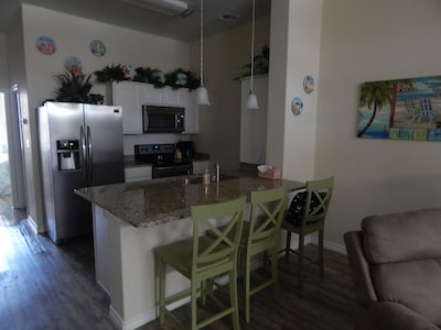 New PRICES!!  AWESOME POOL/ CLEAN CONDO/FAMILY FRIENDLY