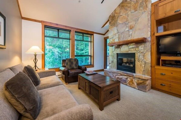 Kick up your feet and relax in the spacious living area after a day on the slopes.