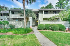 Building Exterior | Upper-Level Unit