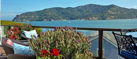 Deck off the kitchen w/AMAZING views Angel Island to the right Golden Gate Br.