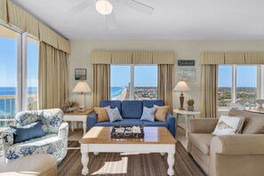 Unobstructed views everywhere!
