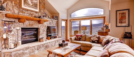 Welcome to your elegant and cozy 4 bedroom home in Beaver Creek!