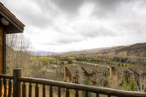 Breathe the fresh mountain air from your balcony!