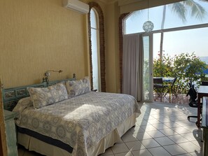 Main bedroom 