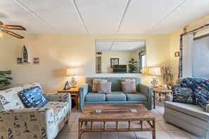 3209 Living Area
