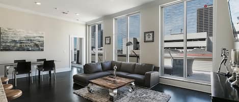 Floor to ceiling windows give wonderful views of downtown new orleans.