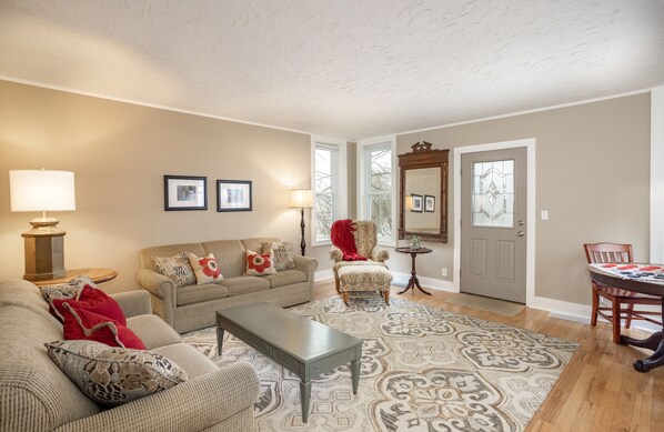 Renovated historic home in the Village of Suttons Bay, 4 Bedrooms, 2 Baths