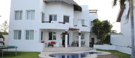 View of the house from the garden and beach