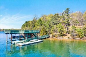 Dock