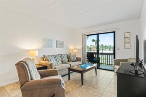 6205 Living Room