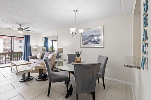 5214 Living Area