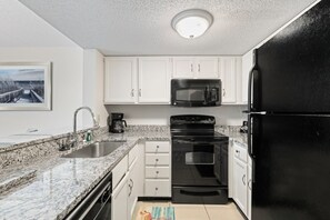 5214 Kitchen