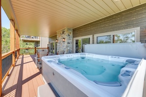 Lower Deck | Hot Tub | Outdoor Fireplace | Table Rock Lake Views