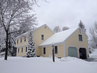 Lake Adjacent Family Home Ready To Host Your Next Trip To Wachusett Mountain!