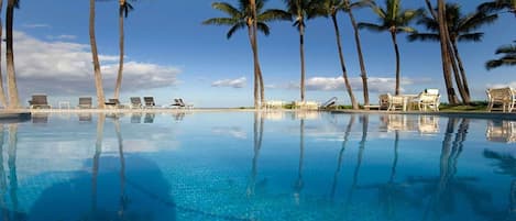 View out to the ocean from the main guest pavilion pool