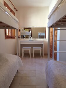 unique, romantic, private roof terrace + 2 balconies,  150 m to beach, free WiFi