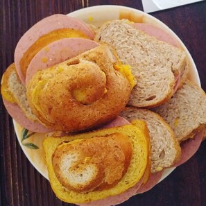 Breakfast meal