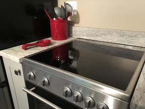 Oven with cooktop. 