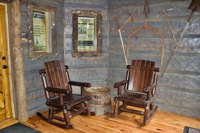 Fox Pass Cabins...Home of the Hillbilly Hiltin! Southern Comfort at it's BEST!