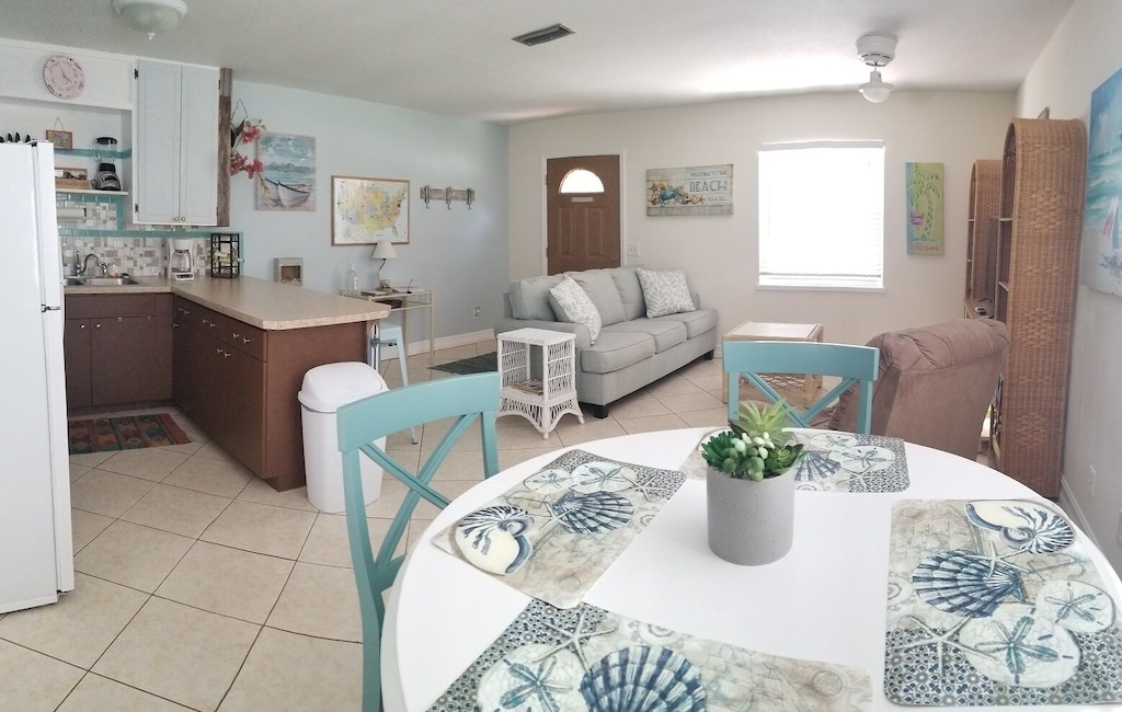 Beach Retreat In St Augustine So Cute Private Backyard Pet Friendly St Augustine Beach