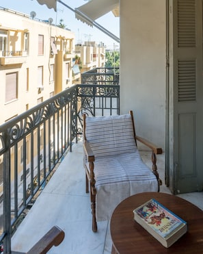 Balcony with street view