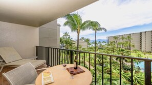 Kaanapali Shores 546 lanai 1